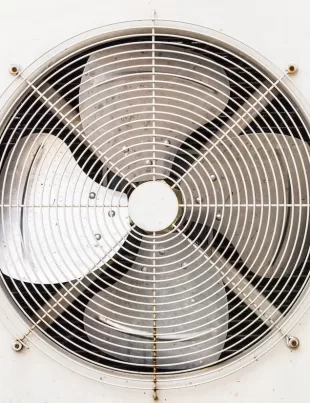 industrial floor fan for optimal cooling solutions in warehouses