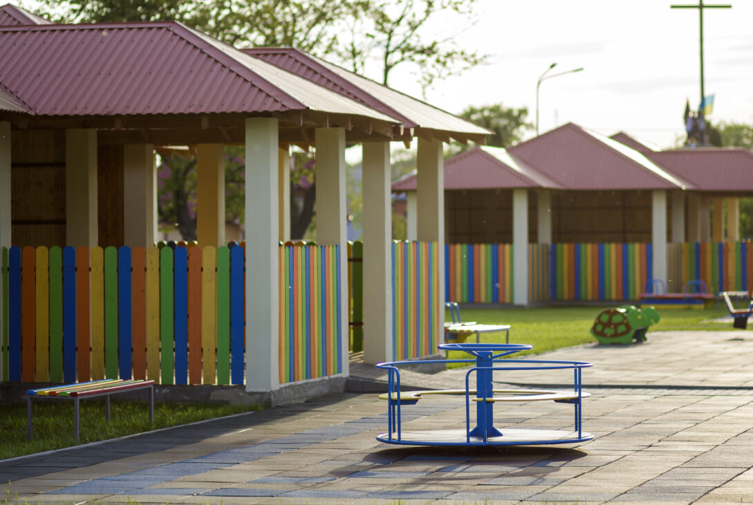 picture of kindergarten playground