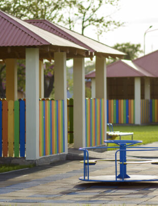 picture of kindergarten playground