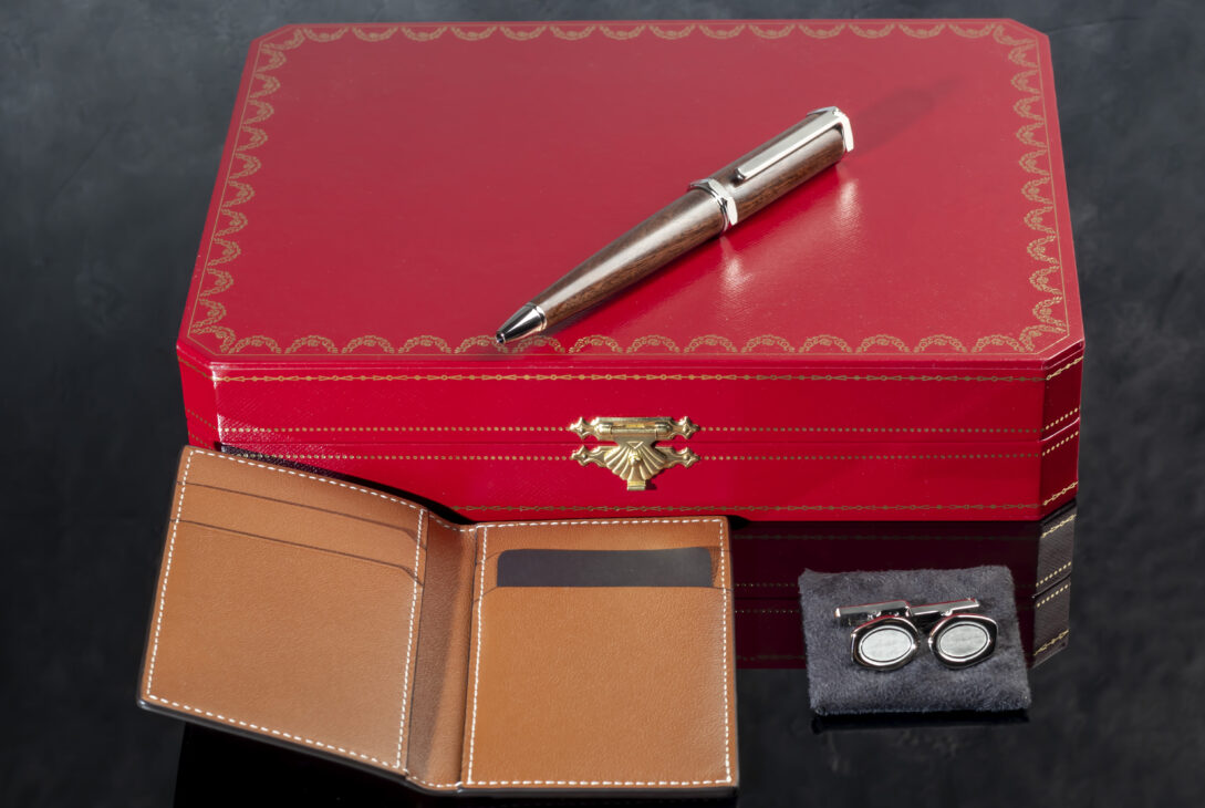 premium corporate gift set for office use items