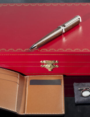 premium corporate gift set for office use items